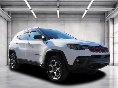 Used 2022 Jeep Compass Trailhawk w/ Trailhawk Convenience Group image 1