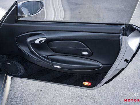 Used 2004 Porsche 911 Carrera 4S image 33