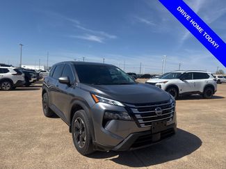 Used 2024 Nissan Rogue SV video 1
