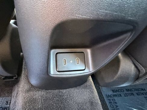 Used 2025 Hyundai Elantra Hybrid FWD image 9