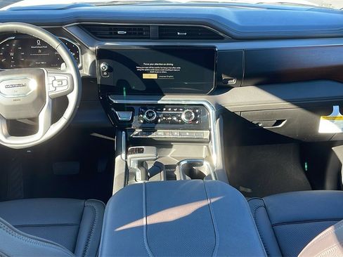 New 2026 GMC Sierra 1500 Denali w/ Denali Reserve Package image 16