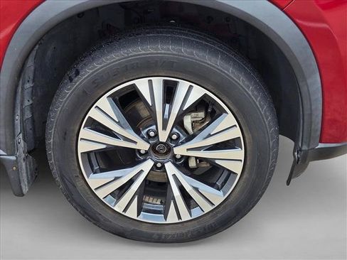 Used 2022 Nissan Rogue SV AWD/4WD image 20
