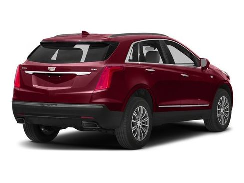 Used 2017 Cadillac XT5 Luxury w/ Driver Awareness Package image 5