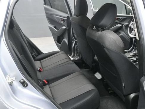 Used 2018 Subaru Crosstrek 2.0i AWD/4WD image 15