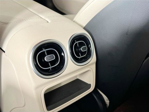 Certified 2022 Mercedes-Benz C 300 4MATIC Sedan image 23