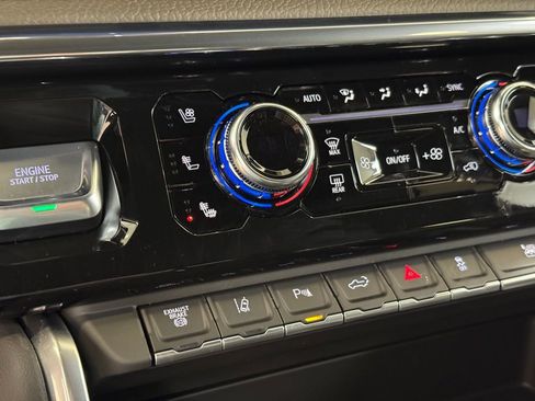 New 2026 GMC Sierra 3500 Denali w/ Technology Package image 39