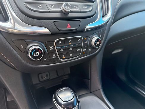 Used 2018 Chevrolet Equinox Premier AWD/4WD image 32