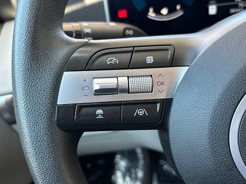 Used 2025 Hyundai Tucson SEL AWD/4WD image 19