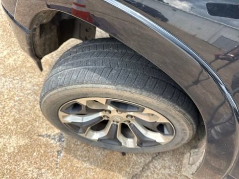 Used 2019 RAM 1500 Limited AWD/4WD image 19