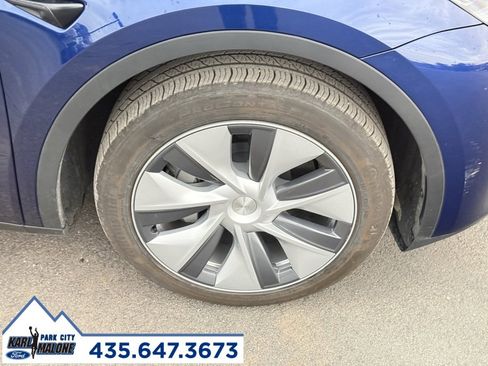 Used 2023 Tesla Model Y Long Range image 17