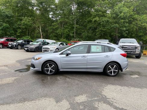 Used 2023 Subaru Impreza Premium image 8