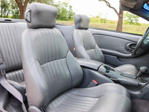 Used 1999 Pontiac Firebird Trans Am RWD image 15