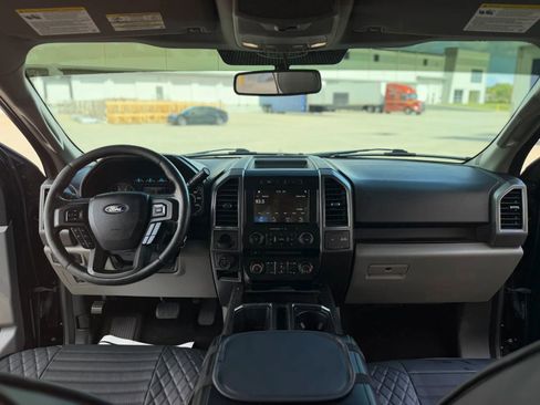 Used 2017 Ford F150 XLT w/ Equipment Group 302A Luxury RWD image 25