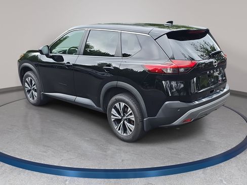 Used 2023 Nissan Rogue SV FWD image 7