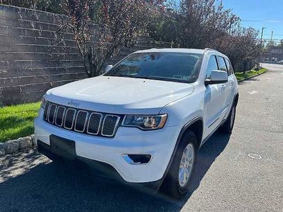 Used 2020 Jeep Grand Cherokee Laredo