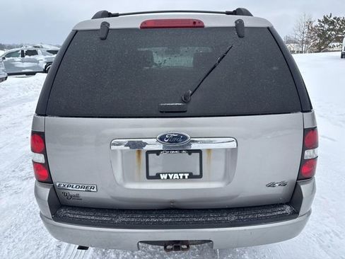 Used 2008 Ford Explorer XLT image 7