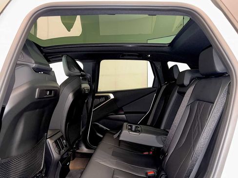 Used 2025 BMW X3 xDrive30i w/ Convenience Package image 21