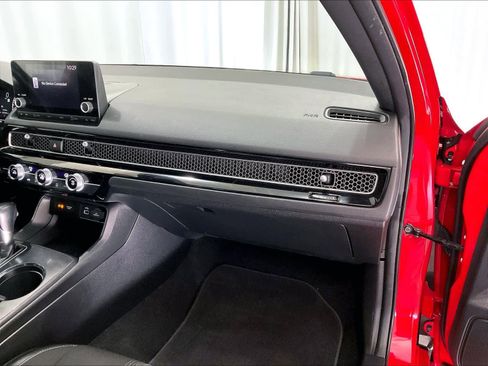 Used 2022 Honda Civic Sport image 13