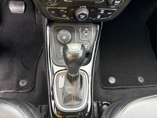 Used 2018 Jeep Compass Limited AWD/4WD image 21