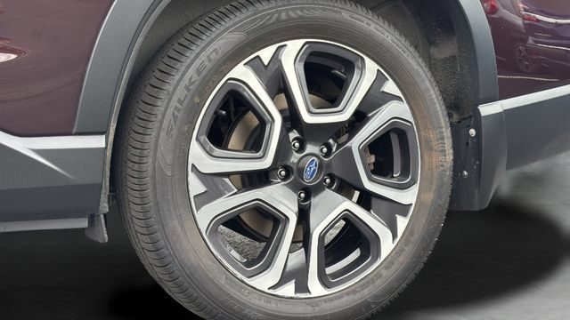 Used 2023 Subaru Ascent Touring AWD/4WD image 32
