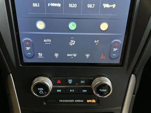 Certified 2024 Ford Edge SEL w/ Convenience Package image 20