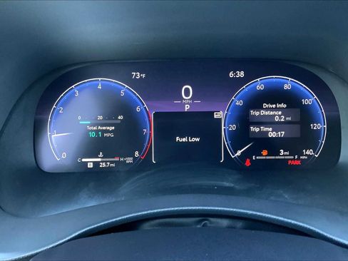 Used 2025 Toyota Highlander Limited image 22