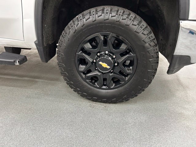 Used 2023 Chevrolet Silverado 2500 LT w/ Convenience Package AWD/4WD image 27
