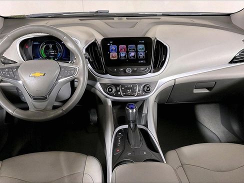 Used 2018 Chevrolet Volt LT w/ Comfort Package image 15
