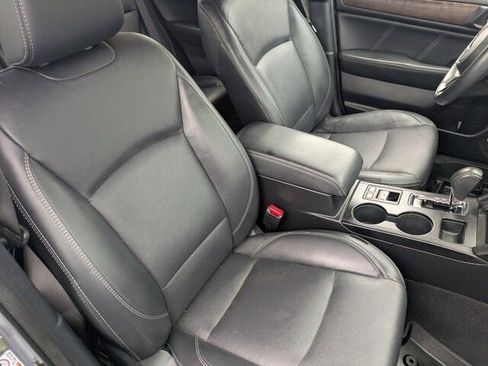 Used 2019 Subaru Outback 2.5i Limited image 30