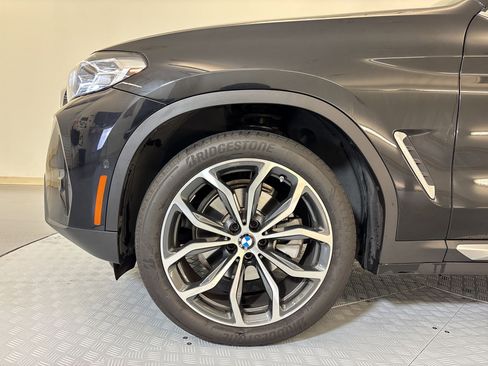 Used 2024 BMW X4 xDrive30i w/ Parking Assistance Package image 10