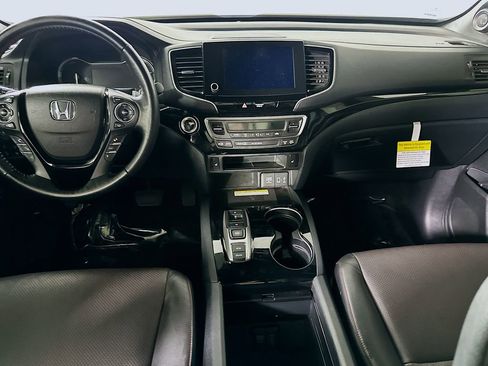 Used 2023 Honda Ridgeline Black Edition image 18