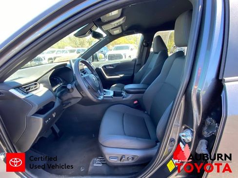 Certified 2023 Toyota RAV4 SE AWD/4WD image 30