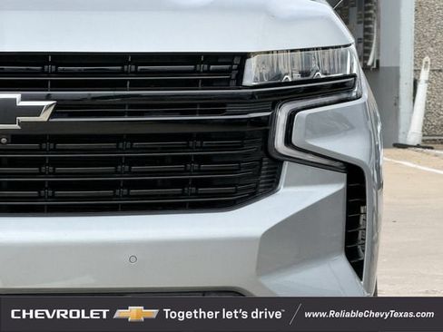 Used 2024 Chevrolet Tahoe RST w/ Luxury Package RWD image 4