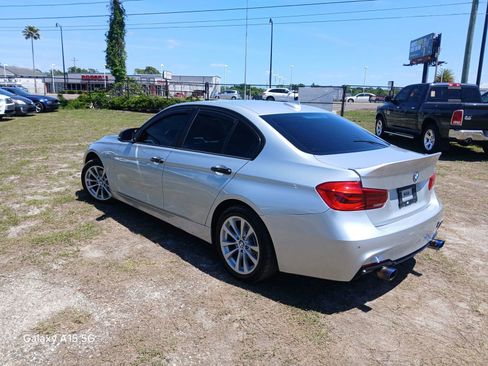 Used 2018 BMW 320i Sedan RWD image 6
