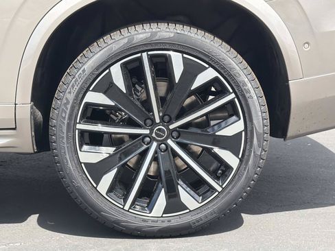 New 2026 Volvo XC90 B6 Plus AWD/4WD image 24