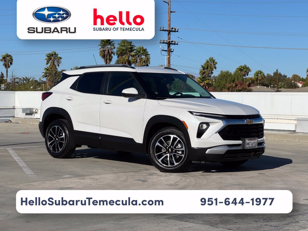 Used 2024 Chevrolet TrailBlazer LT FWD image 1