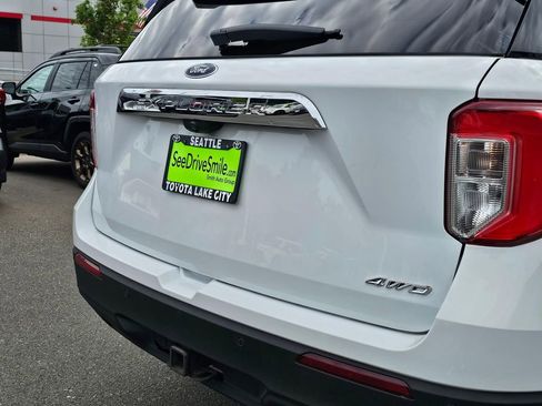 Used 2021 Ford Explorer 4WD w/ Class III Trailer Tow Package image 17