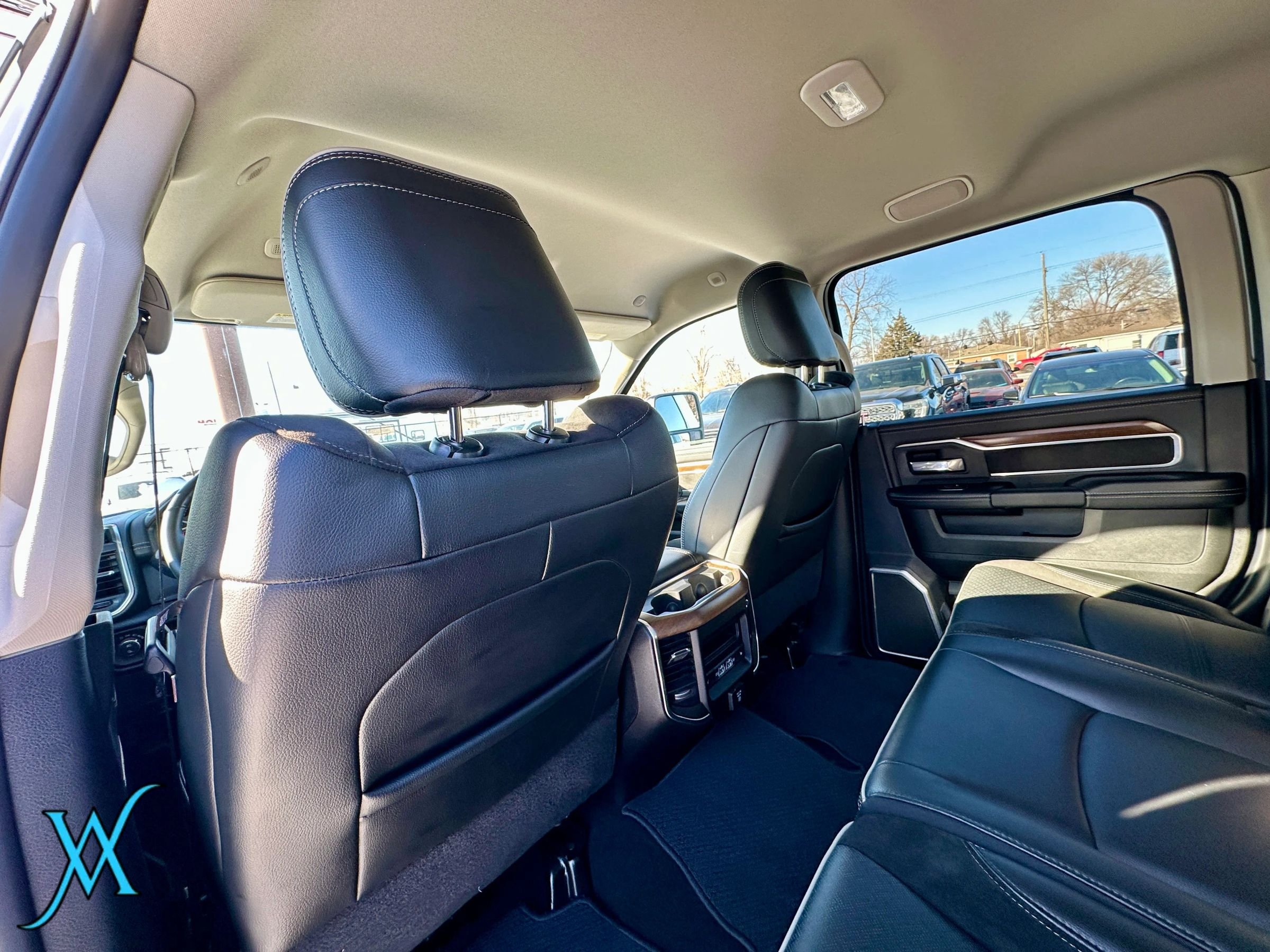 Used 2024 RAM 2500 Laramie AWD/4WD image 26