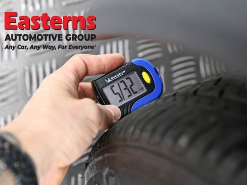 Used 2023 Nissan Kicks S image 30