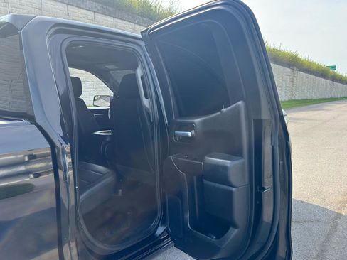 Used 2021 GMC Sierra 1500 4x4 Double Cab w/ Convenience Package image 32