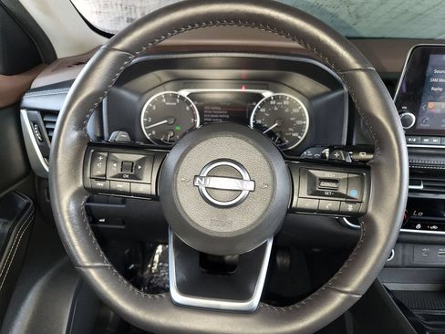 Certified 2023 Nissan Rogue SV w/ SV Premium B Package FWD image 24