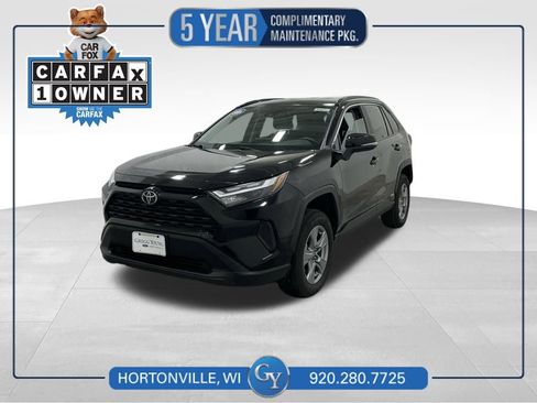 Used 2025 Toyota RAV4 XLE image 1