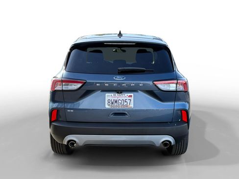 Used 2020 Ford Escape SE image 4