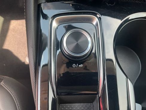 Used 2024 Buick Envision Preferred AWD/4WD image 19