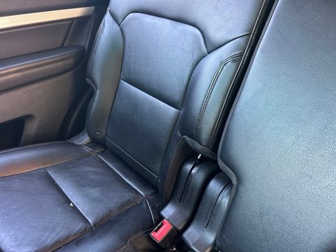 Used 2016 Ford Explorer XLT w/ Equipment Group 202A FWD image 19