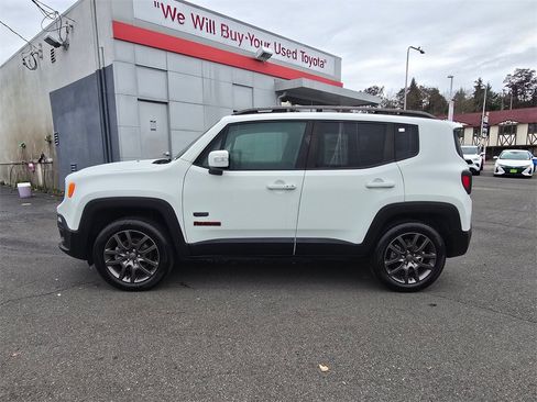 Used 2016 Jeep Renegade 75th Anniversary image 4