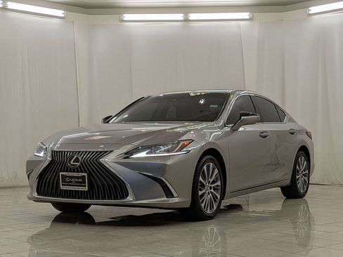 Certified 2021 Lexus ES 250 w/ Premium Package AWD/4WD image 4