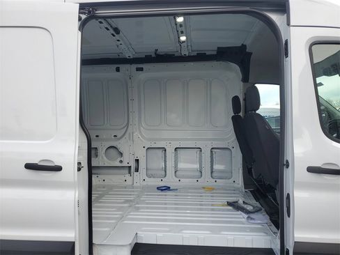 New 2026 Ford Transit 250 148 Medium Roof image 26