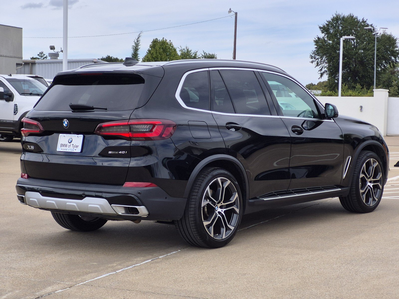Certified 2023 BMW X5 sDrive40i w/ Premium Package RWD image 6
