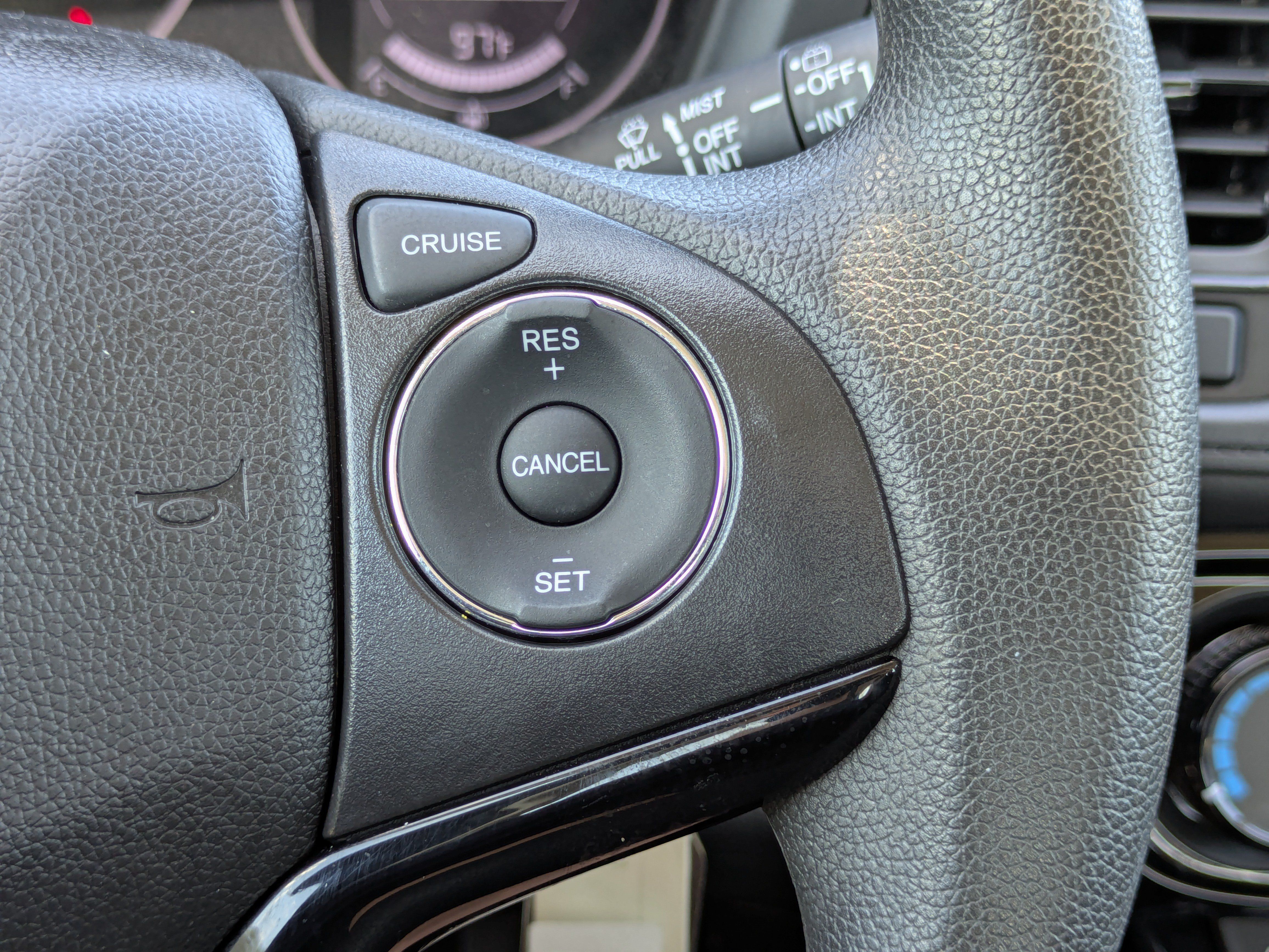 Used 2022 Honda HR-V LX image 23